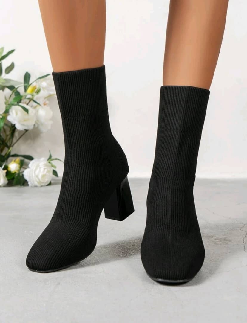 BOTINES