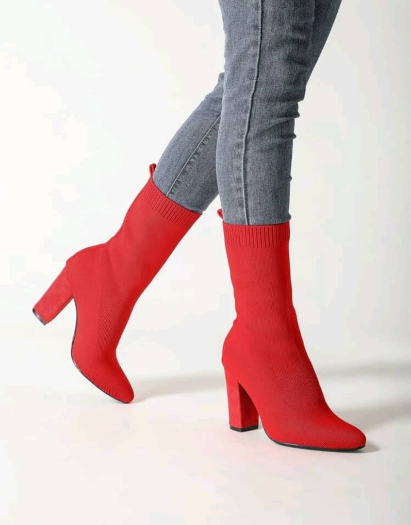 BOTAS ROJAS