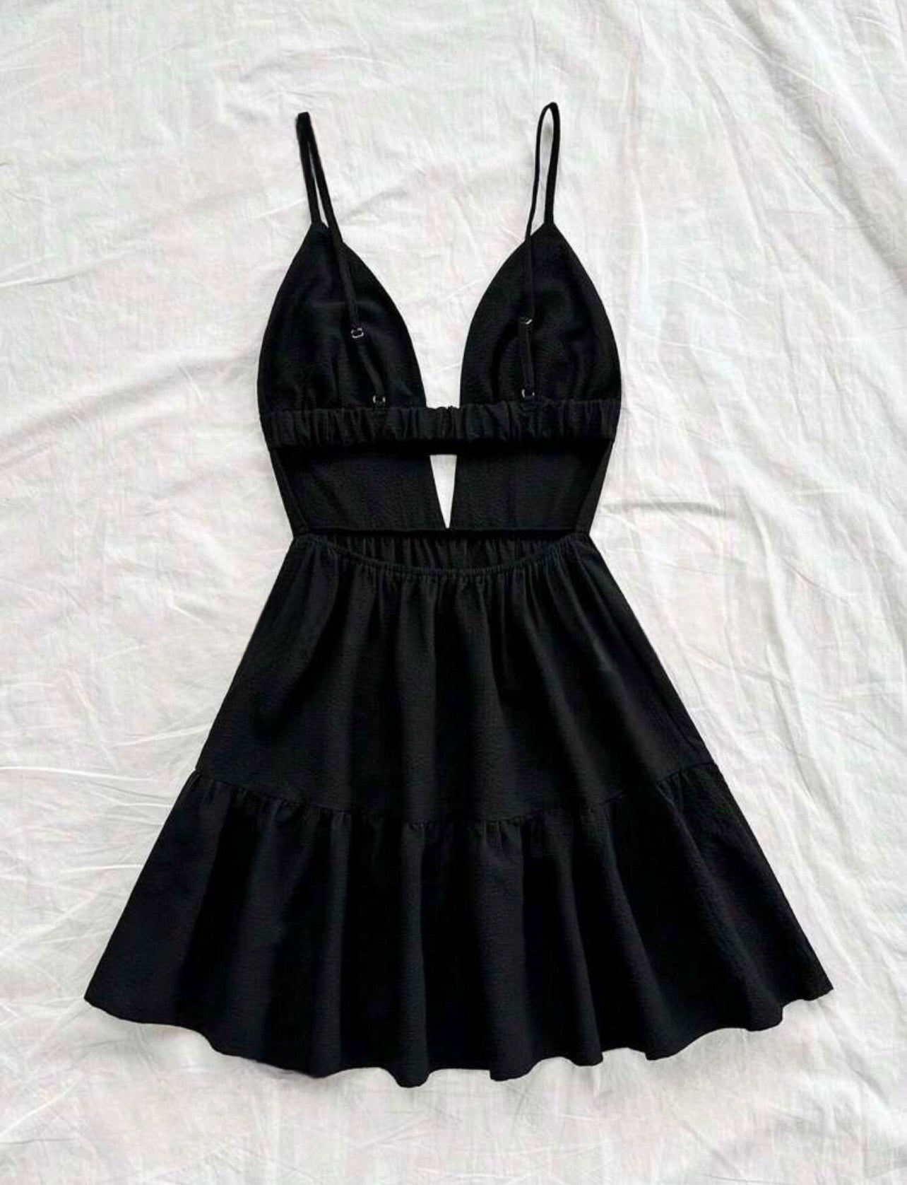 VESTIDO NEGRO