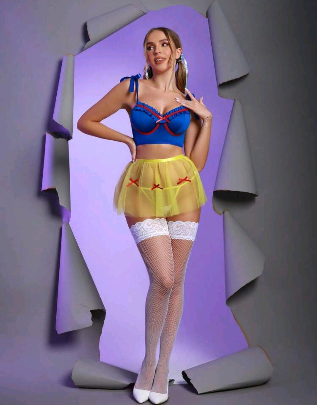 CAPERUCITA TRAVIESA