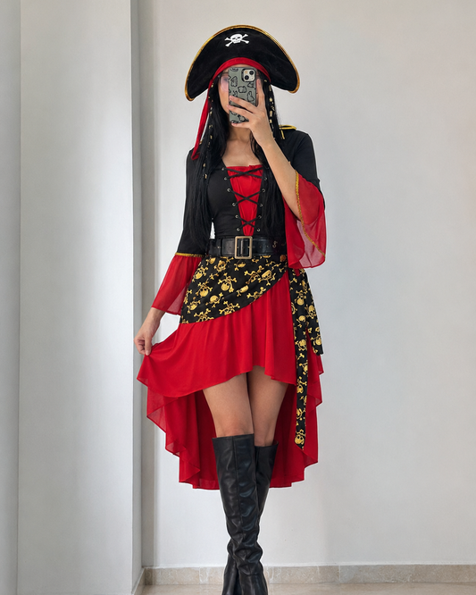 DISFRAZ DE PIRATA MODERNO