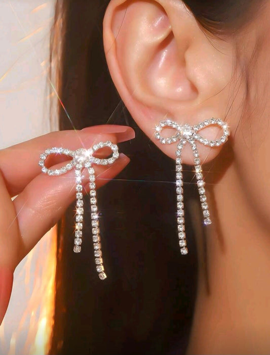 PENDIENTES DE GOTA CON LAZO