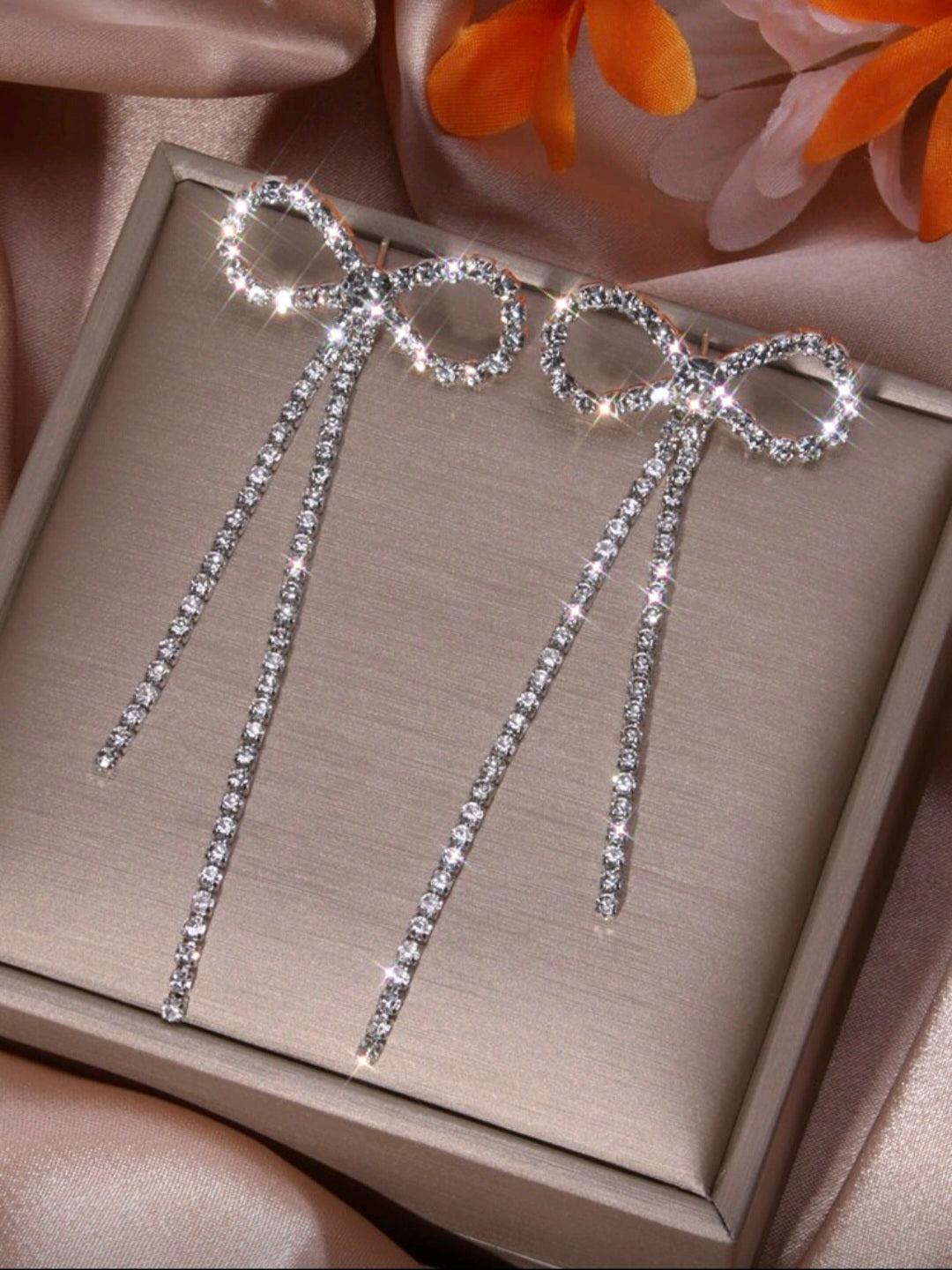 PENDIENTES DE GOTA CON LAZO