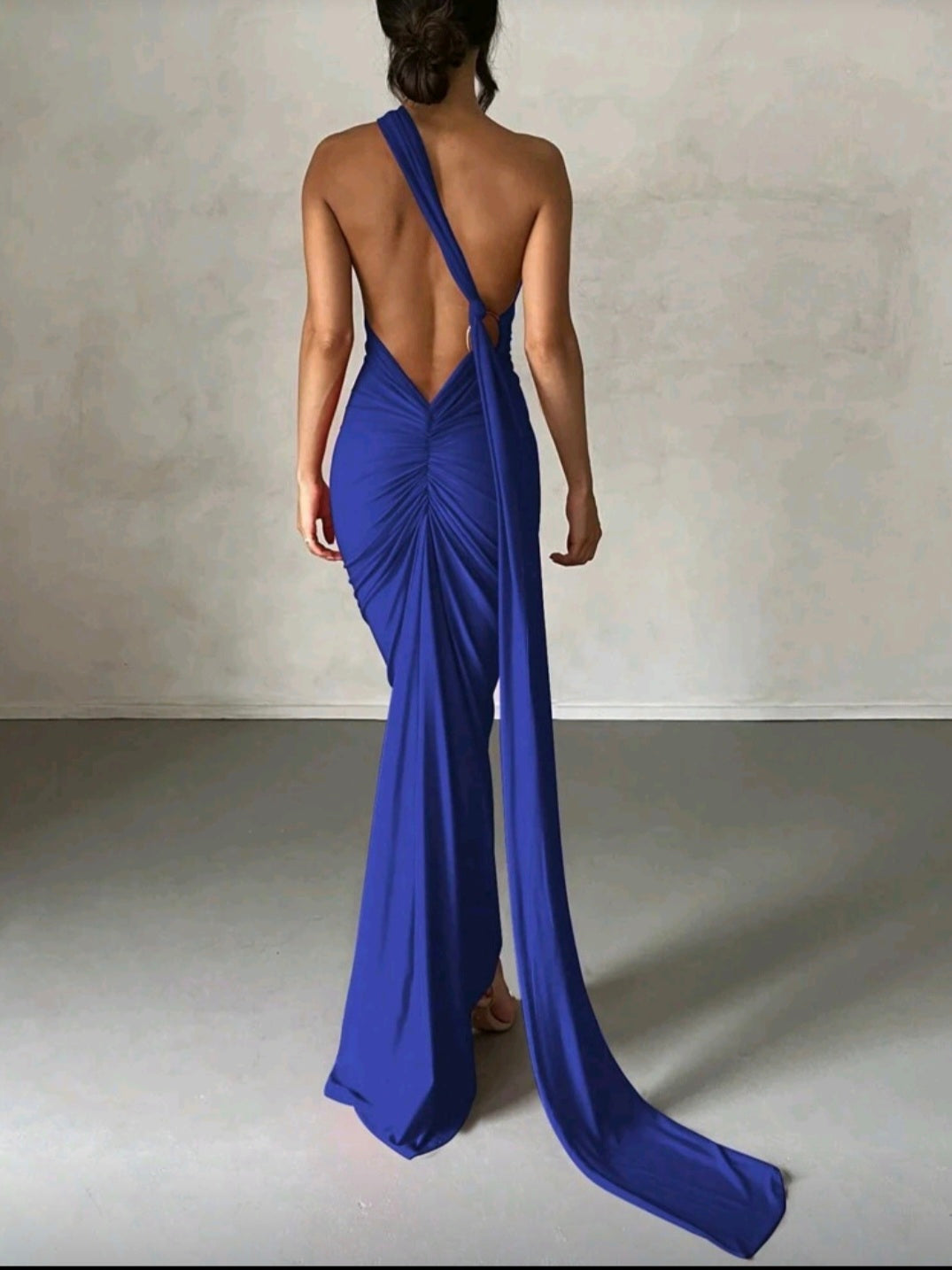 VESTIDO DIVA