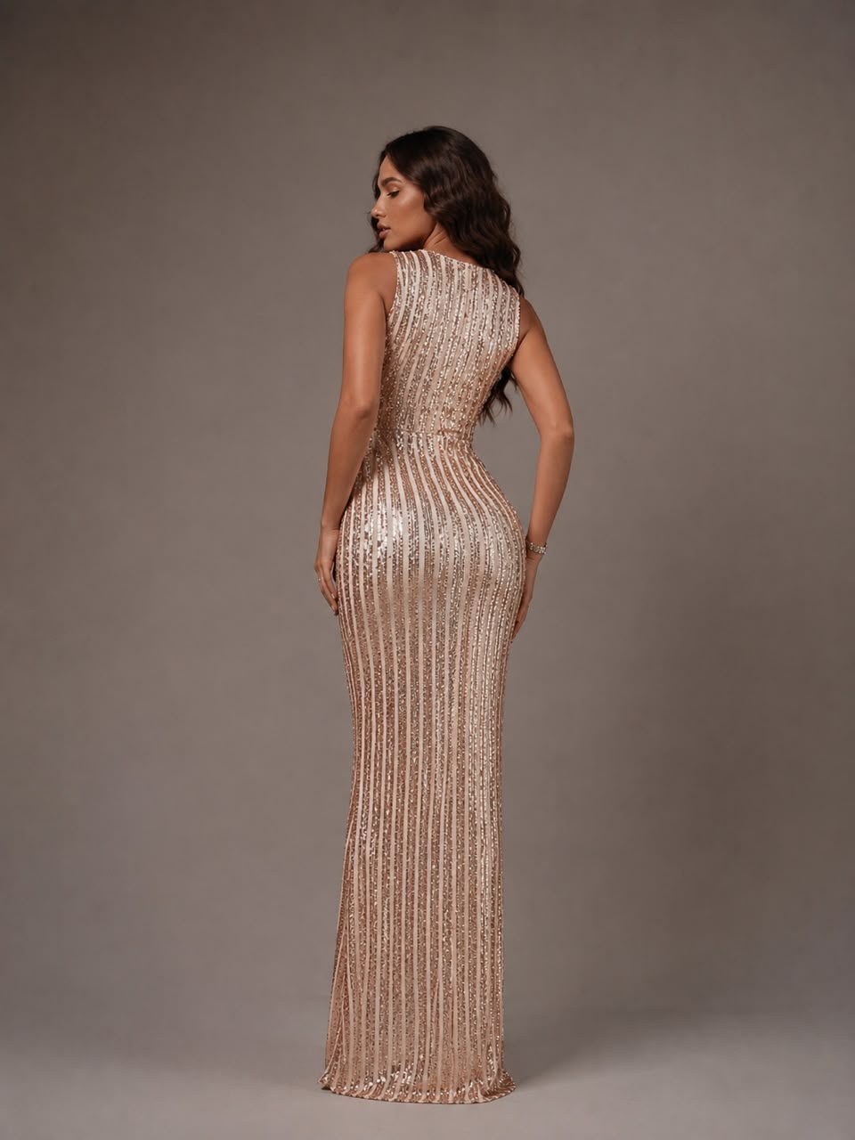 VESTIDO DORADO