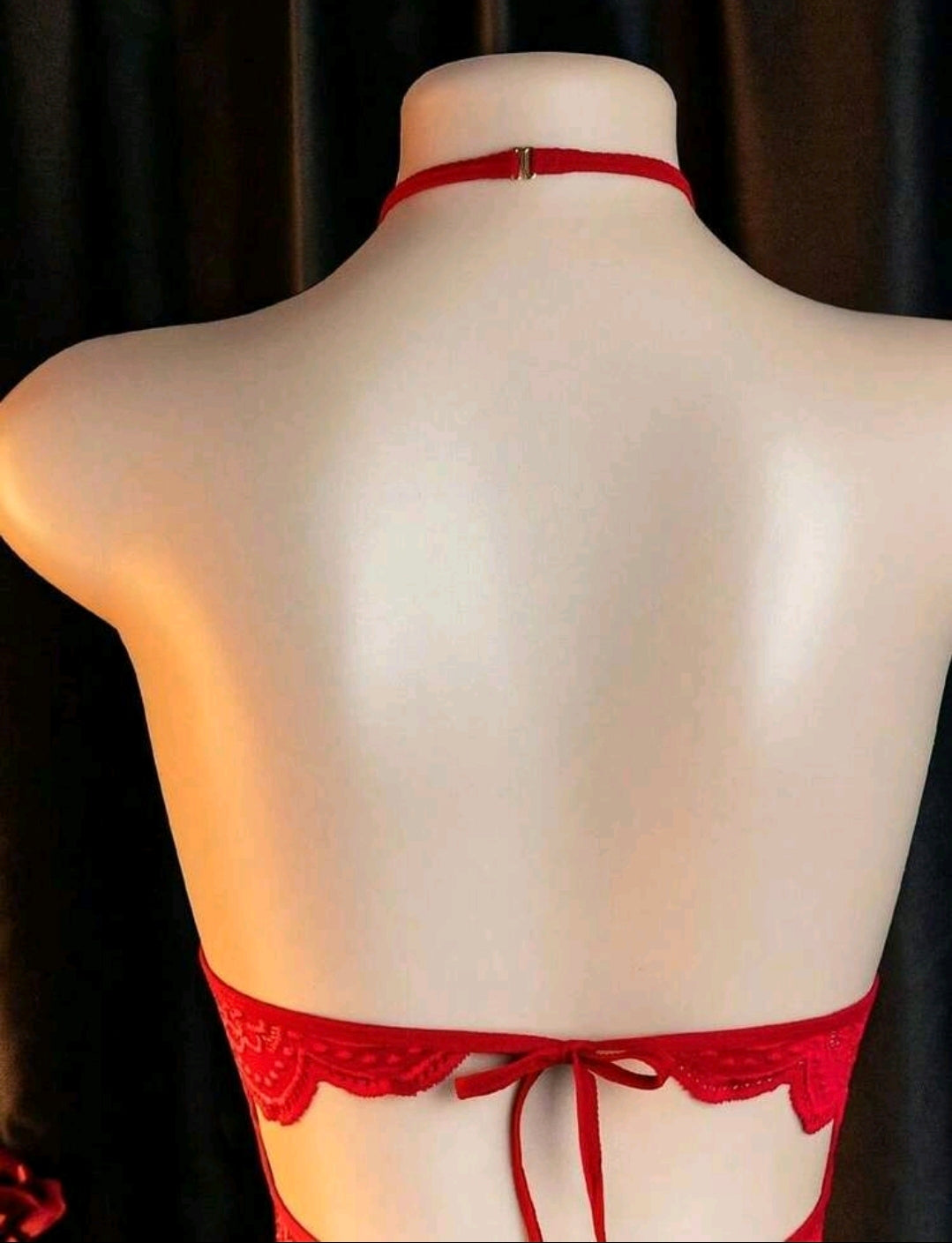 LENCERIA CON ABERTURA ROJO VINO