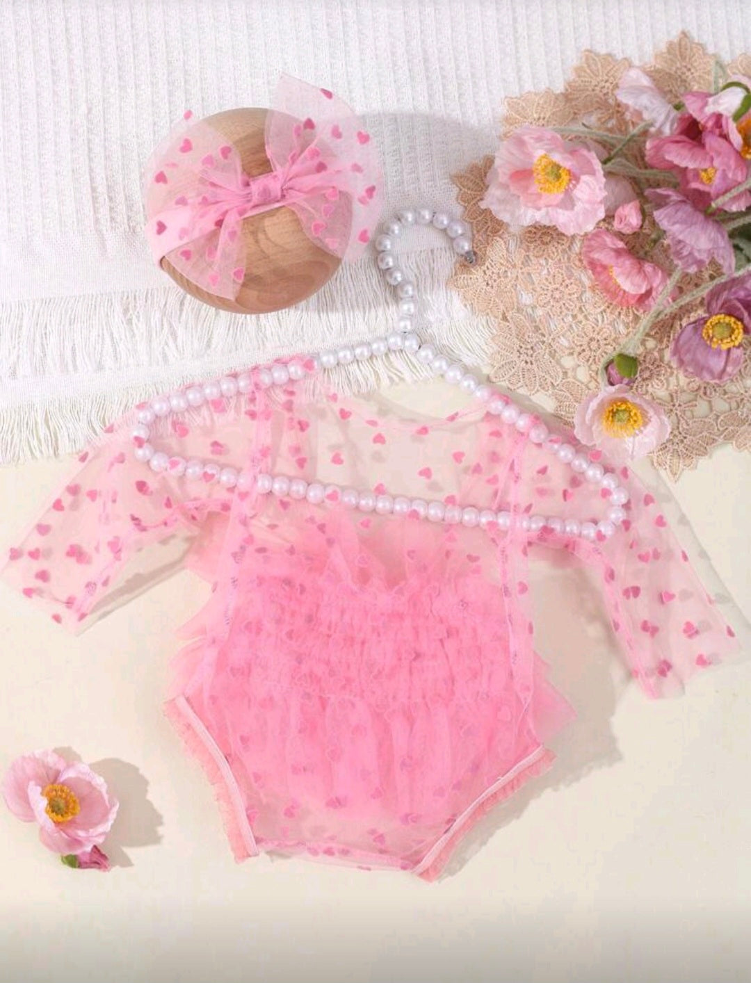 Set de body con encaje a lunares y diadema con moño para recién nacidos, utilizado como accesorios para fotografía